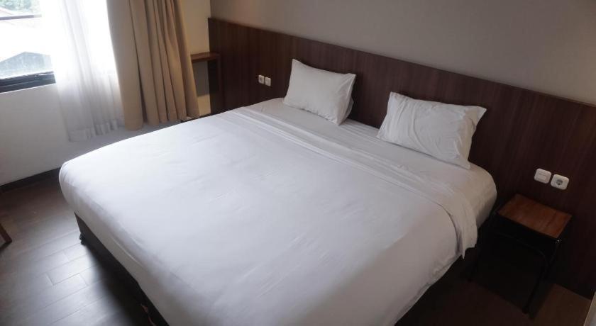 Hotel Bianco Costel Bogor Exterior foto